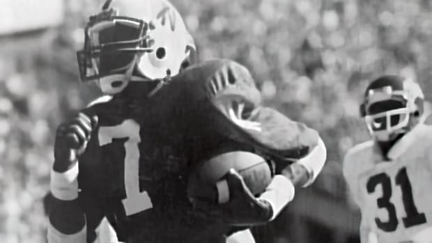 Ricky Simmons 1982 Nebraska vs New Mexico State football